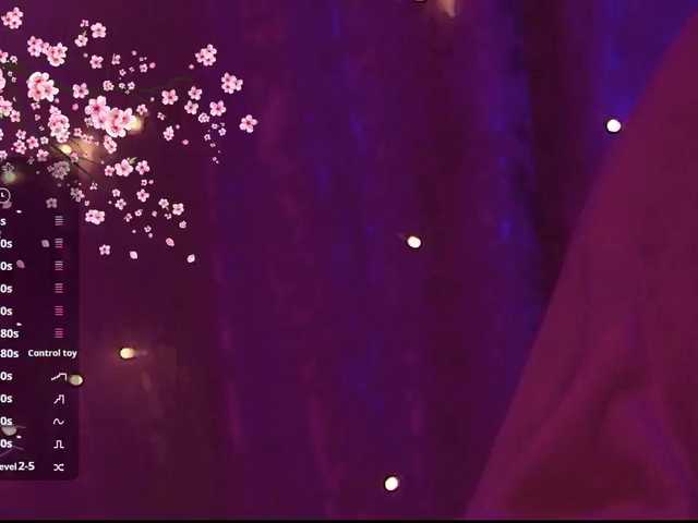 Karo1ina1 live cam on BongaCams