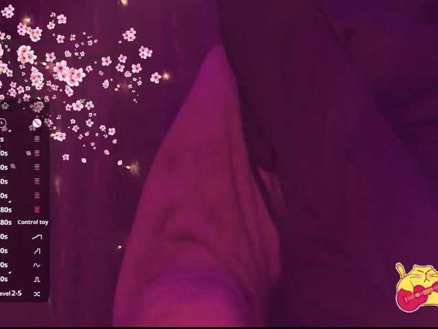 Karo1ina1 live cam on BongaCams
