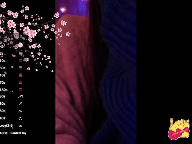 Karo1ina1 live cam on BongaCams