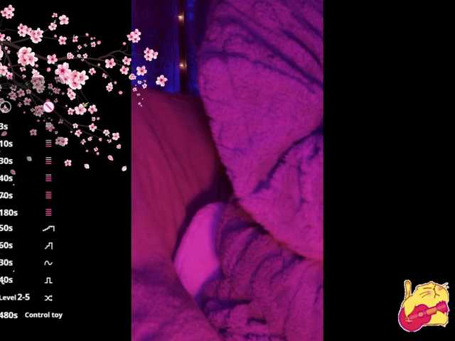 Karo1ina1 live cam on BongaCams