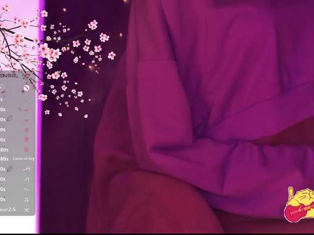 Karo1ina1 live cam on BongaCams