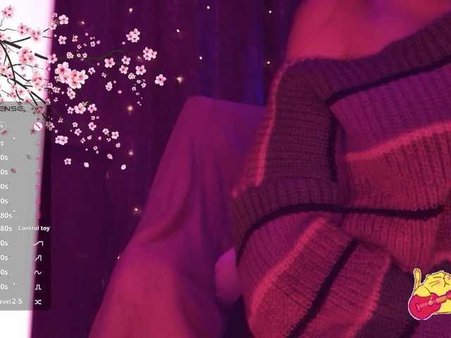 Karo1ina1 live cam on BongaCams