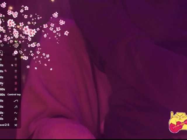 Karo1ina1 live cam on BongaCams