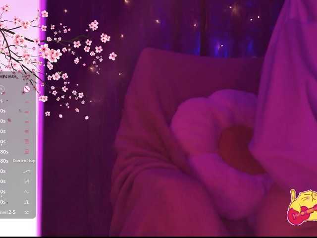 Karo1ina1 live cam on BongaCams
