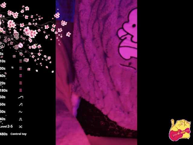 Karo1ina1 live cam on BongaCams