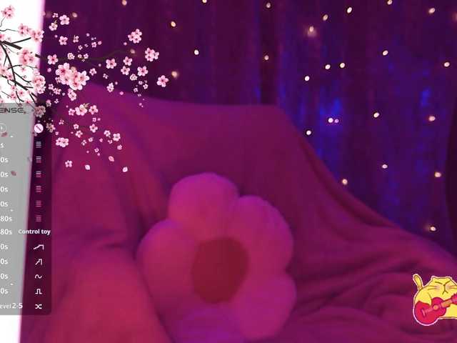 Karo1ina1 live cam on BongaCams