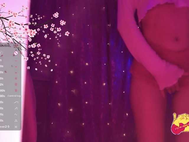 Karo1ina1 live cam on BongaCams