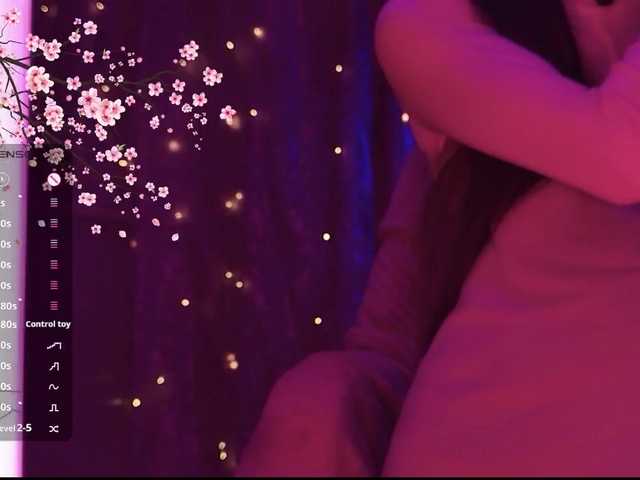 Karo1ina1 live cam on BongaCams