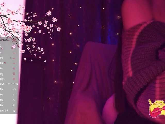 Karo1ina1 live cam on BongaCams