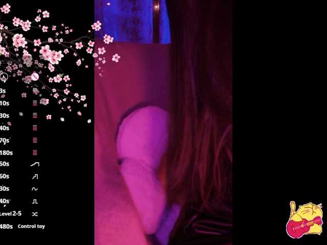 Karo1ina1 live cam on BongaCams