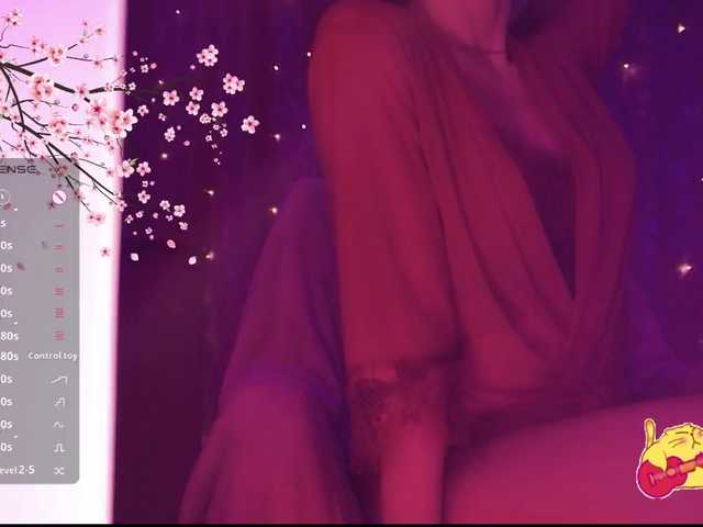 Karo1ina1 live cam on BongaCams