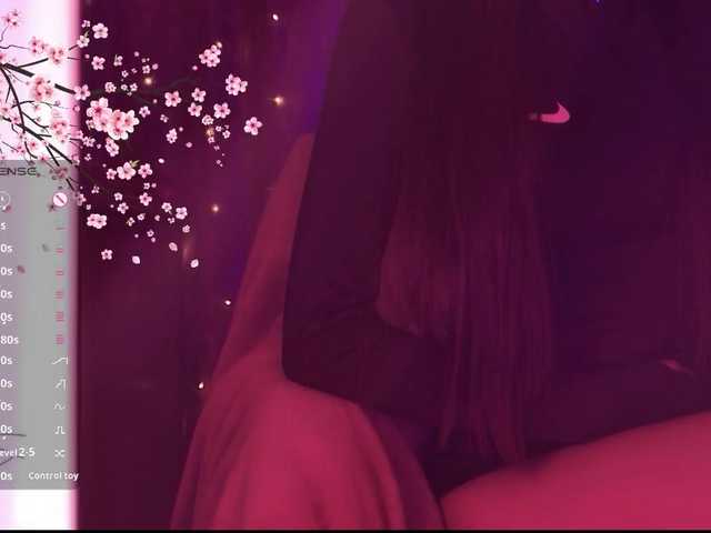 Karo1ina1 live cam on BongaCams