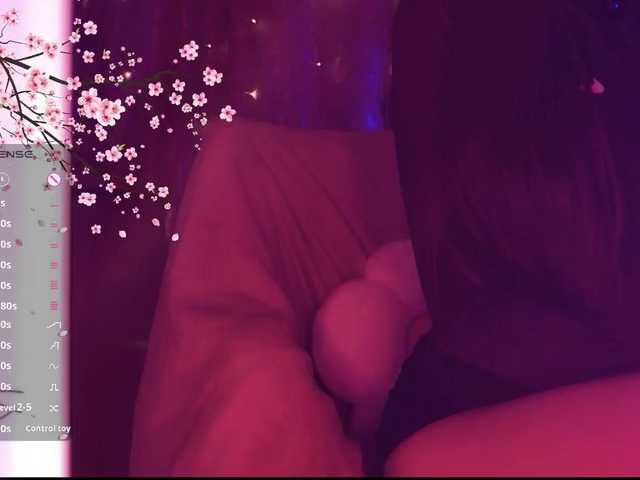 Karo1ina1 live cam on BongaCams