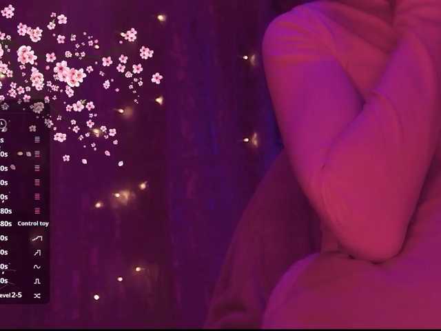 Karo1ina1 live cam on BongaCams