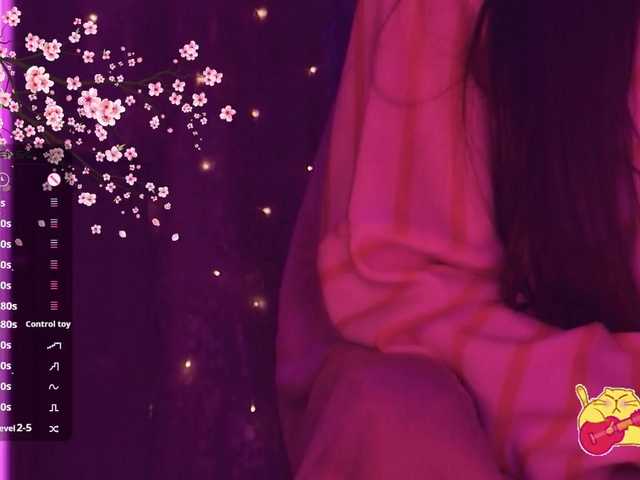 Karo1ina1 live cam on BongaCams