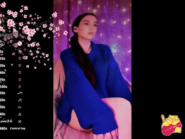 Karo1ina1 live cam on BongaCams