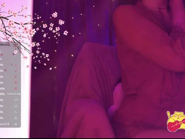 Karo1ina1 live cam on BongaCams