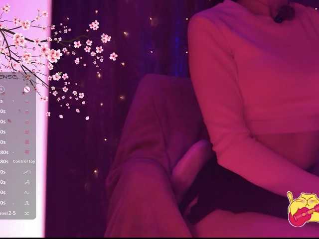 Karo1ina1 live cam on BongaCams