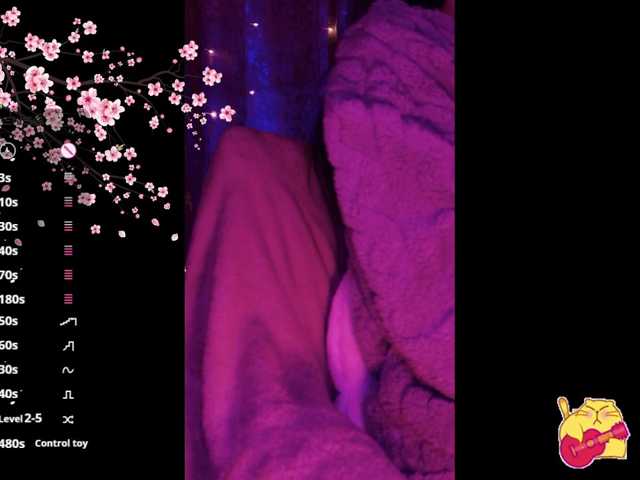 Karo1ina1 live cam on BongaCams