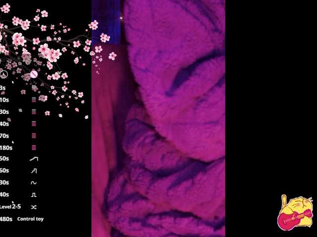 Karo1ina1 live cam on BongaCams