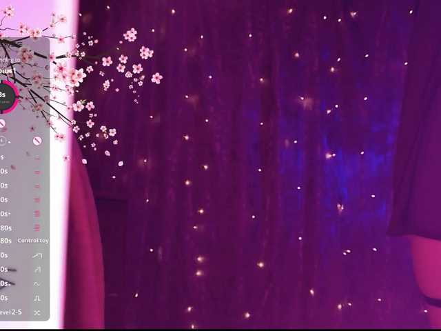 Karo1ina1 live cam on BongaCams