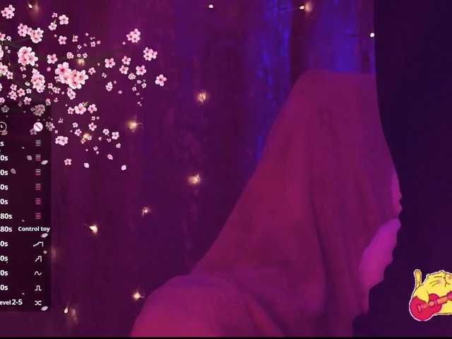 Karo1ina1 live cam on BongaCams