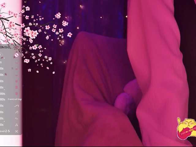 Karo1ina1 live cam on BongaCams