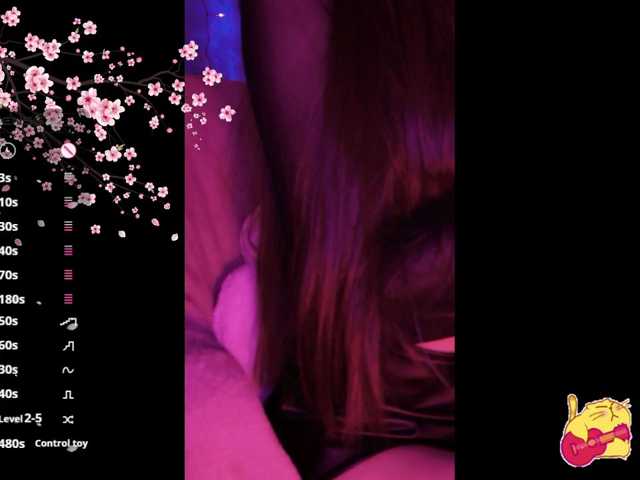 Karo1ina1 live cam on BongaCams