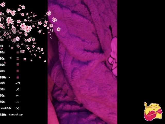 Karo1ina1 live cam on BongaCams