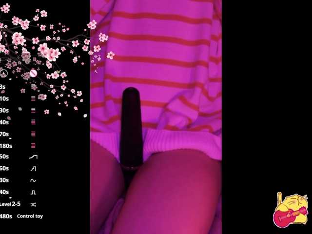 Karo1ina1 live cam on BongaCams