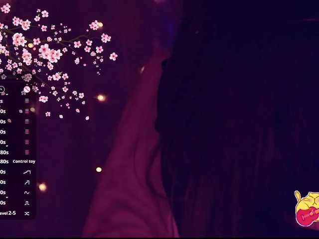 Karo1ina1 live cam on BongaCams