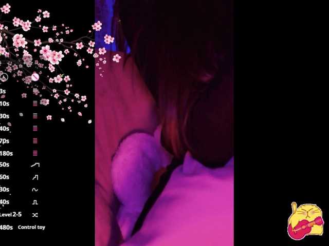 Karo1ina1 live cam on BongaCams