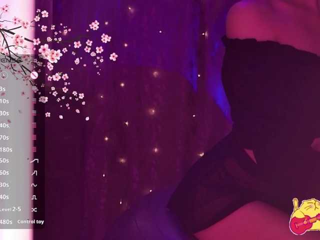 Karo1ina1 live cam on BongaCams