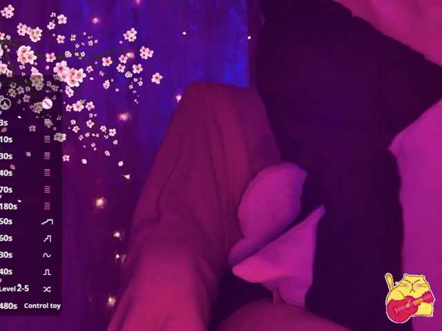 Karo1ina1 live cam on BongaCams