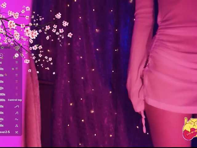 Karo1ina1 live cam on BongaCams