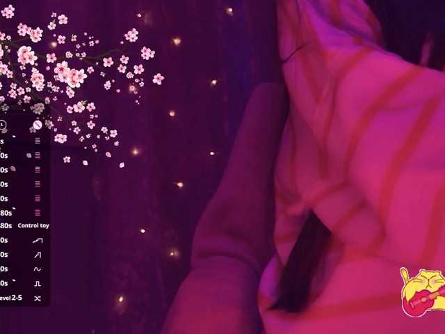 Karo1ina1 live cam on BongaCams