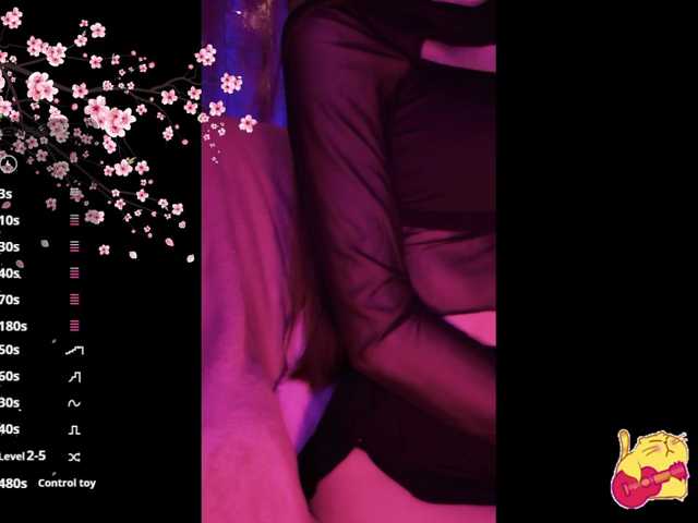 Karo1ina1 live cam on BongaCams