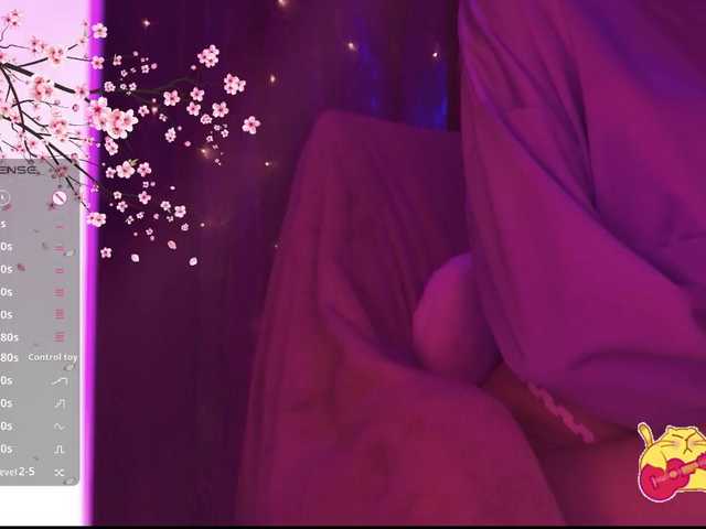 Karo1ina1 live cam on BongaCams