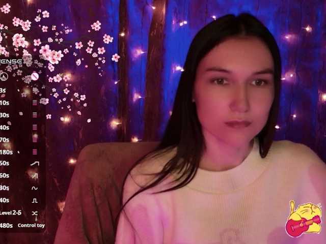 Karo1ina1 live cam on BongaCams