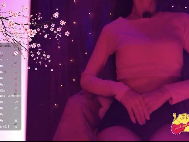 Karo1ina1 live cam on BongaCams