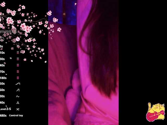 Karo1ina1, en directo ahora en BongaCams