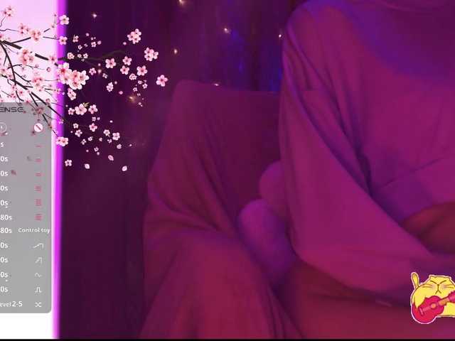 Karo1ina1 live cam on BongaCams