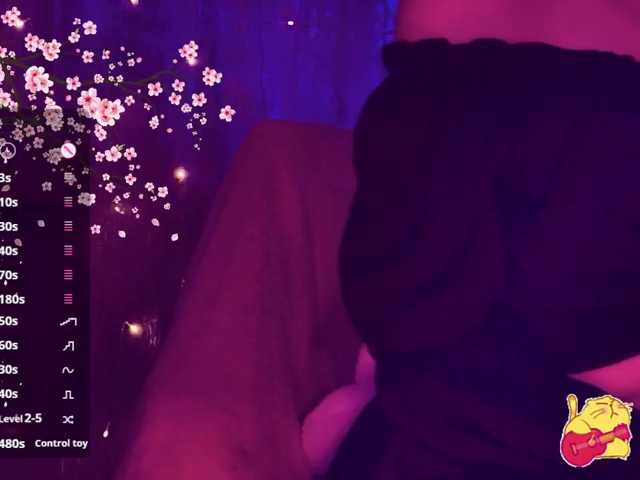 Karo1ina1 live cam on BongaCams