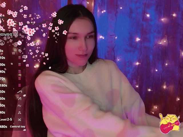 Karo1ina1 live cam on BongaCams