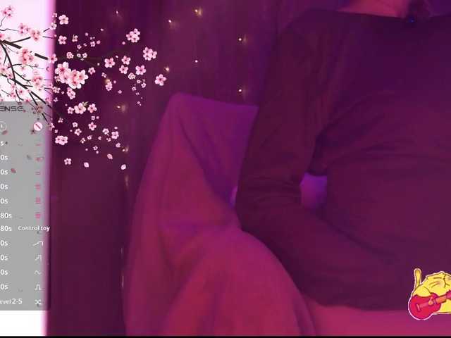 Karo1ina1 live cam on BongaCams