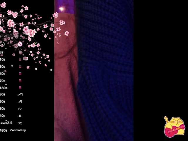 Karo1ina1 live cam on BongaCams