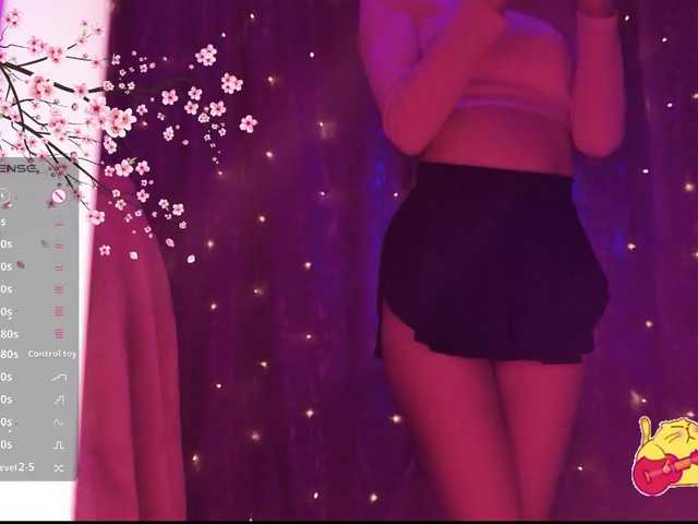 Karo1ina1 live cam on BongaCams