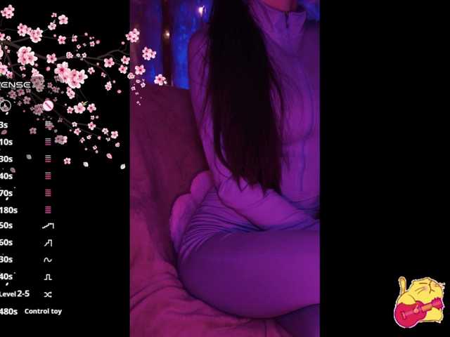 Karo1ina1 live cam on BongaCams
