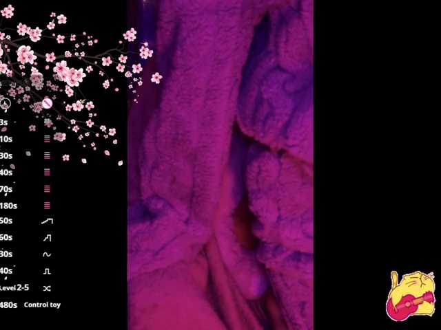 Karo1ina1 live cam on BongaCams