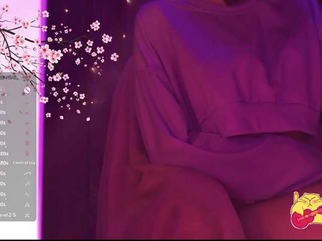 Karo1ina1 live cam on BongaCams